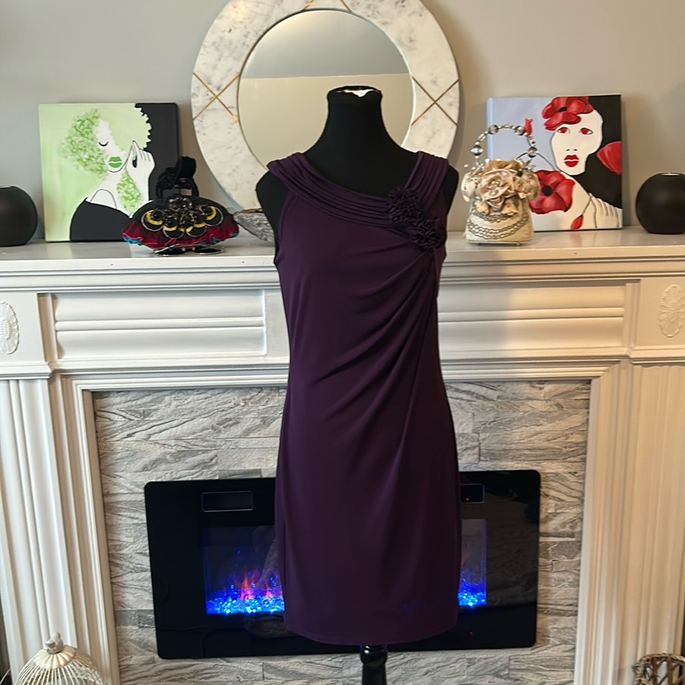 Enfocus studio Purple asymmetrical neckline with floral detail ,size 8